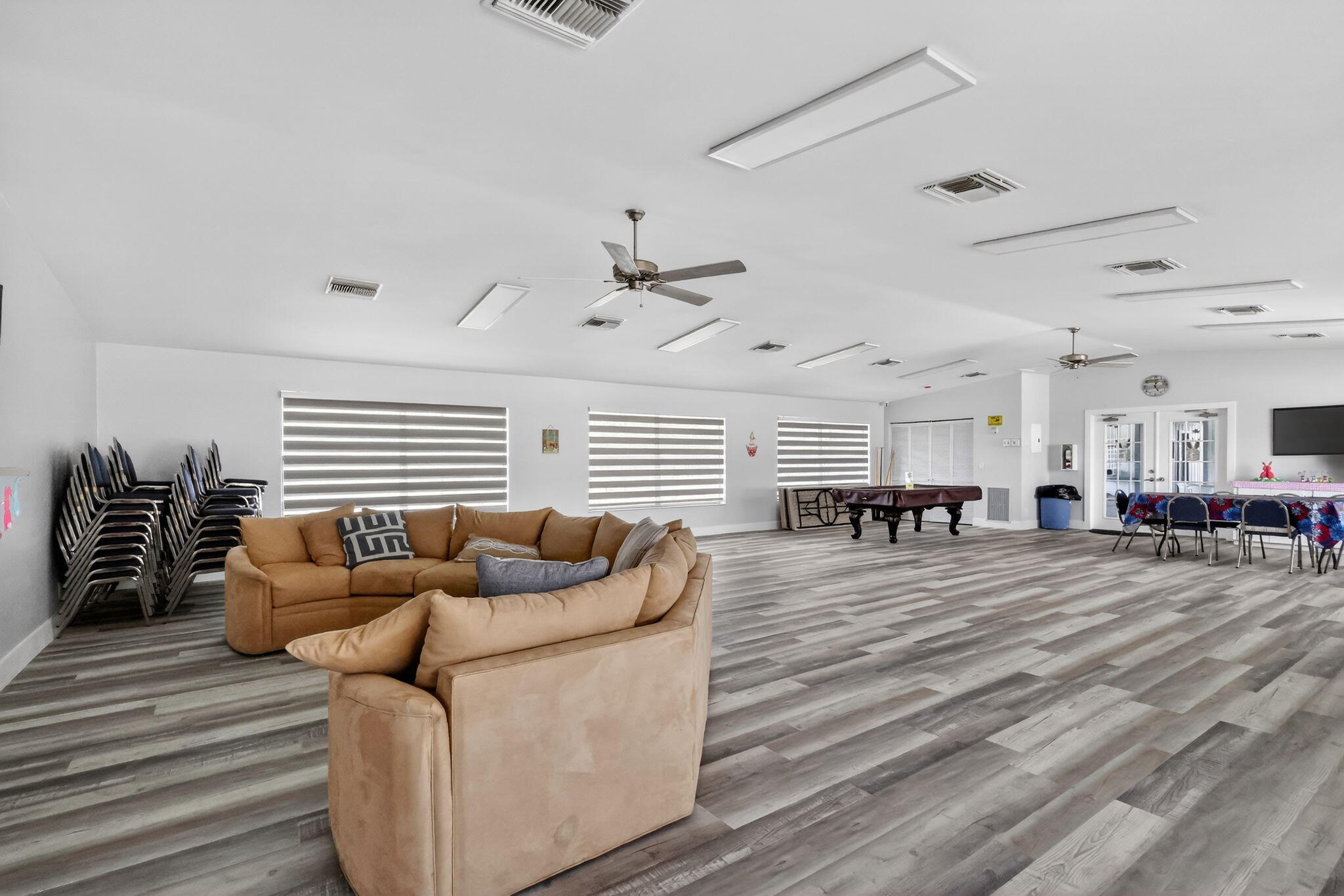 ARBOURS OF THE PALM BEACHES CONDO - Residential