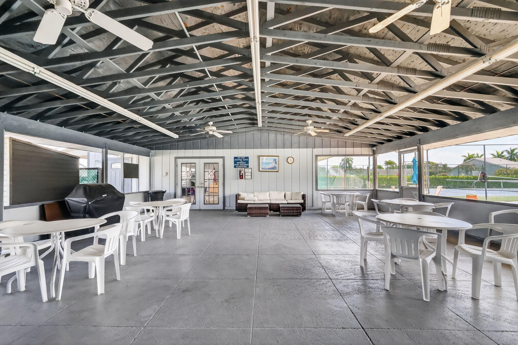 ARBOURS OF THE PALM BEACHES CONDO - Residential