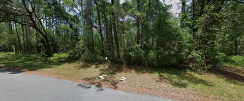910 E Abend Dr Dunnellon FL 34434