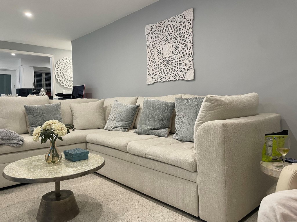 MARLYNN APTS CO-OP - Residential Lease