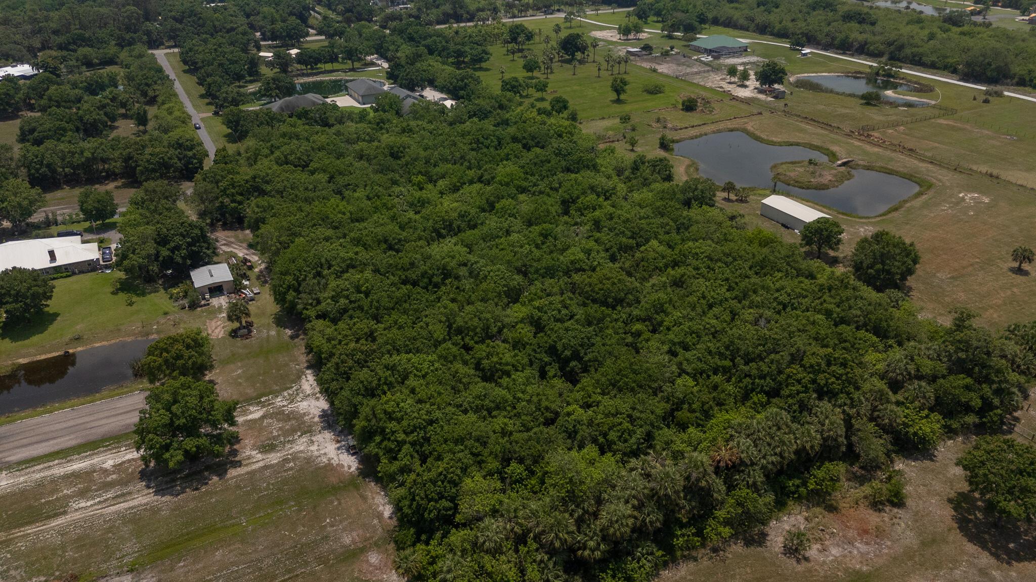 CANADY GROVES PD - Land