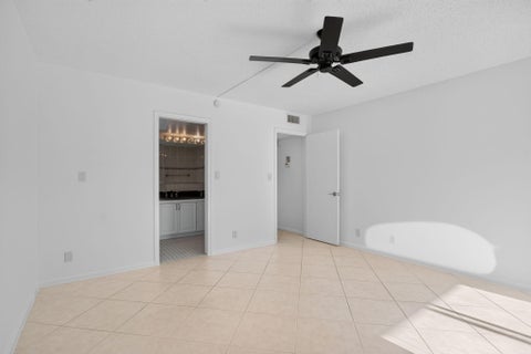 Tiny photo for 2901 Victoria Circle #D4, Coconut Creek, FL 33066 (MLS # B26082904)