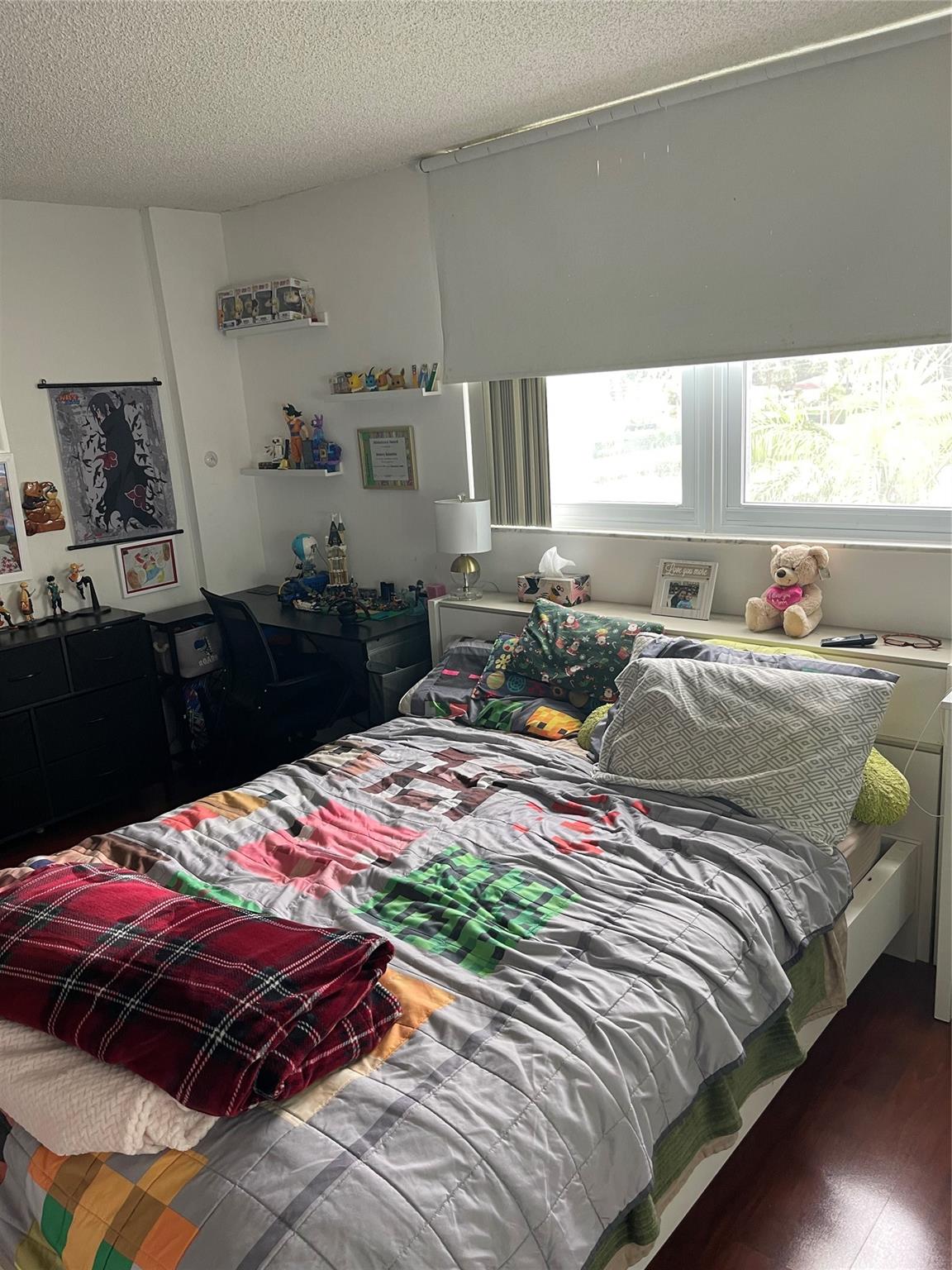 Meadowbrook Lakes condo - Residential