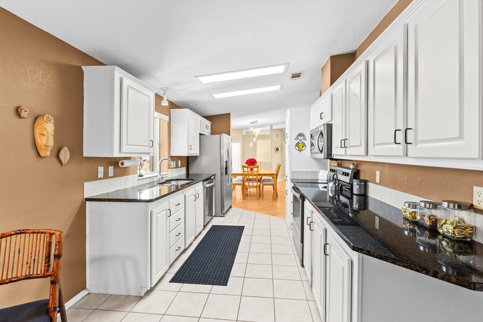 THE LINKS AT SAVANNA CLUB - Residential