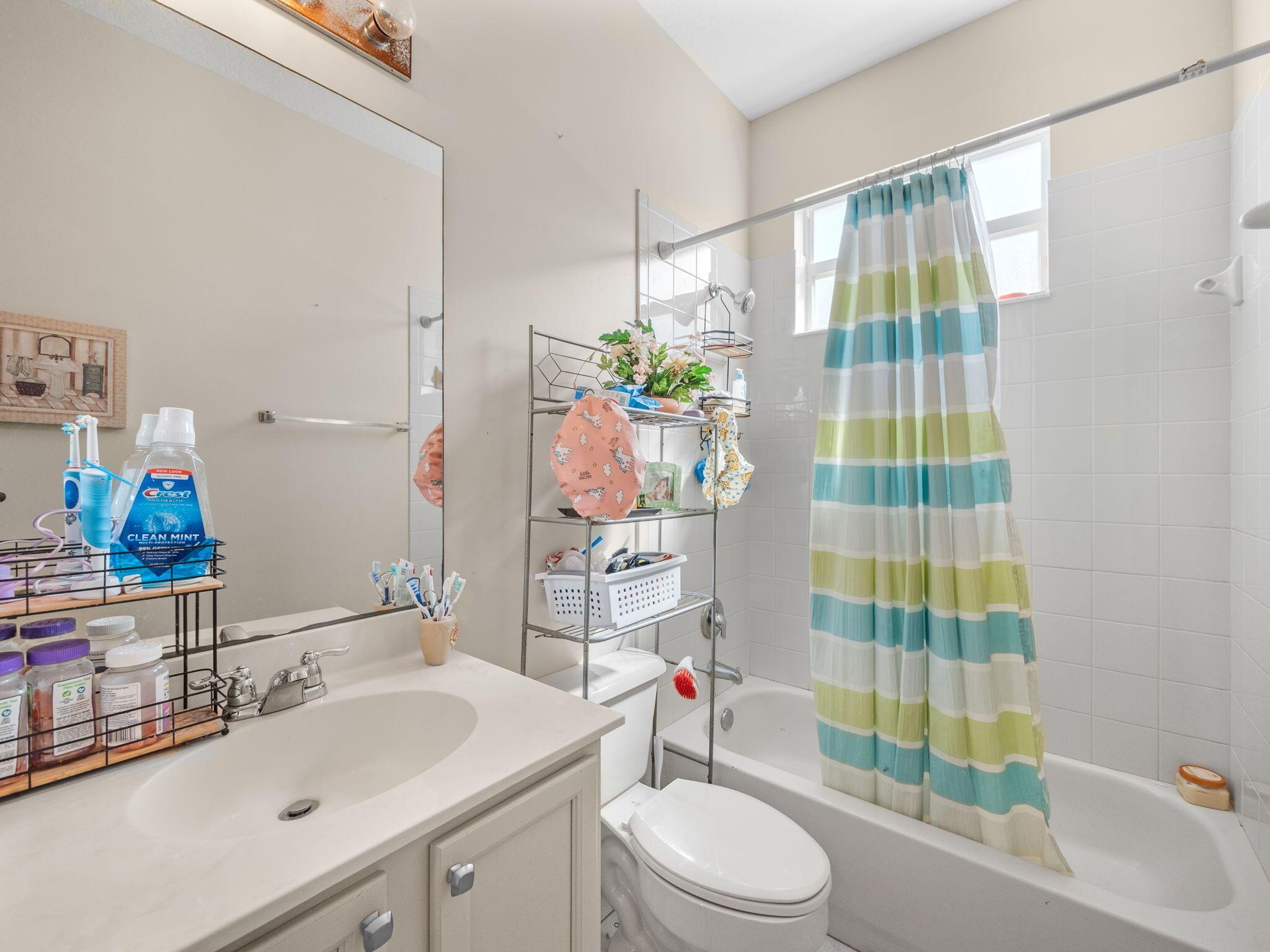 VIZCAYA FALLS PLAT 1 - Residential