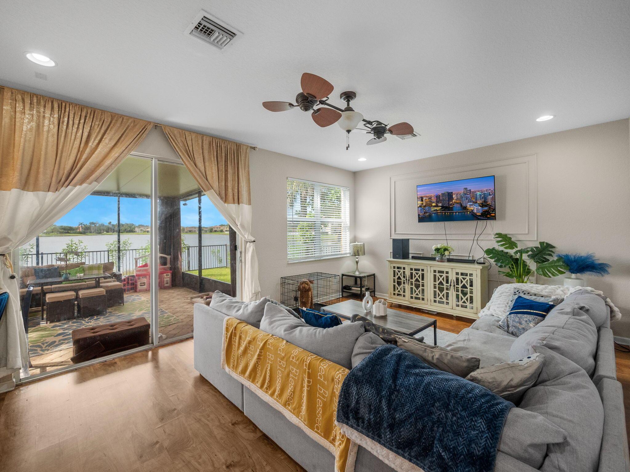 VIZCAYA FALLS PLAT 1 - Residential