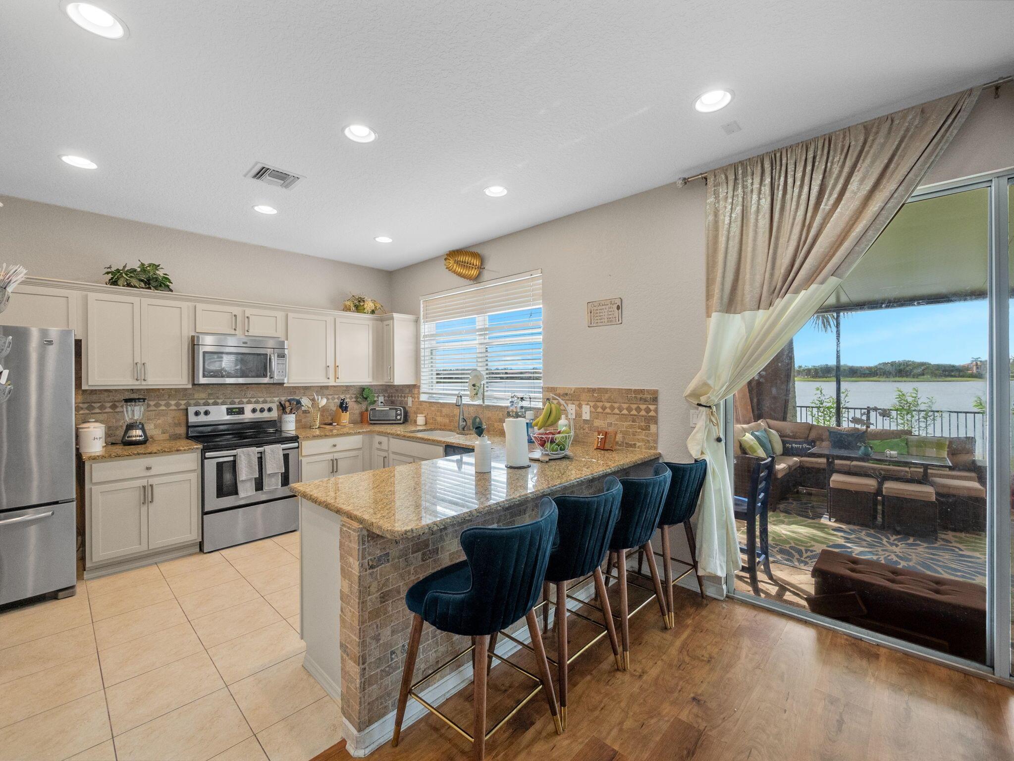 VIZCAYA FALLS PLAT 1 - Residential