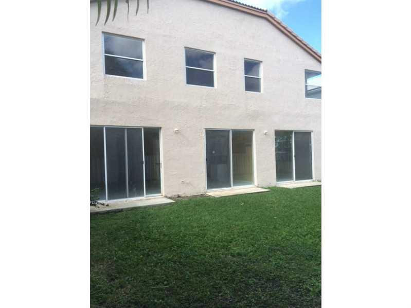 TOWNGATE - Residential