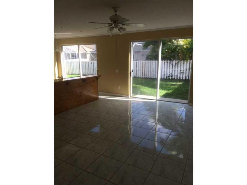 TOWNGATE - Residential