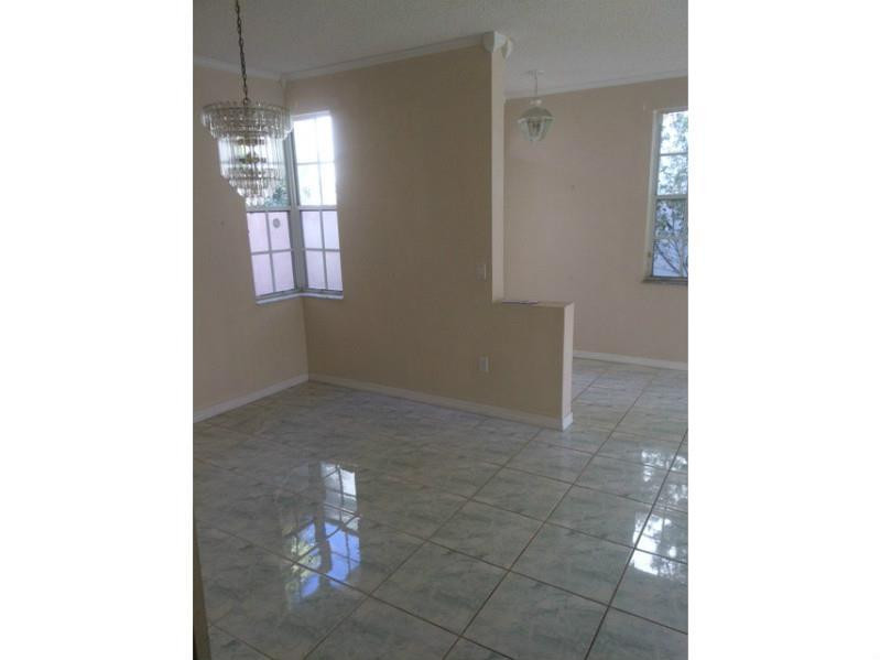 TOWNGATE - Residential