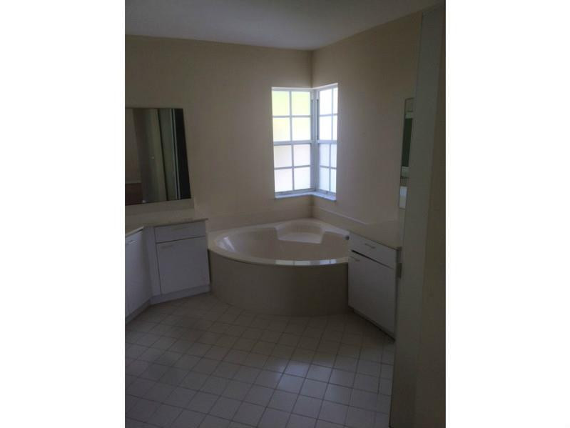 TOWNGATE - Residential