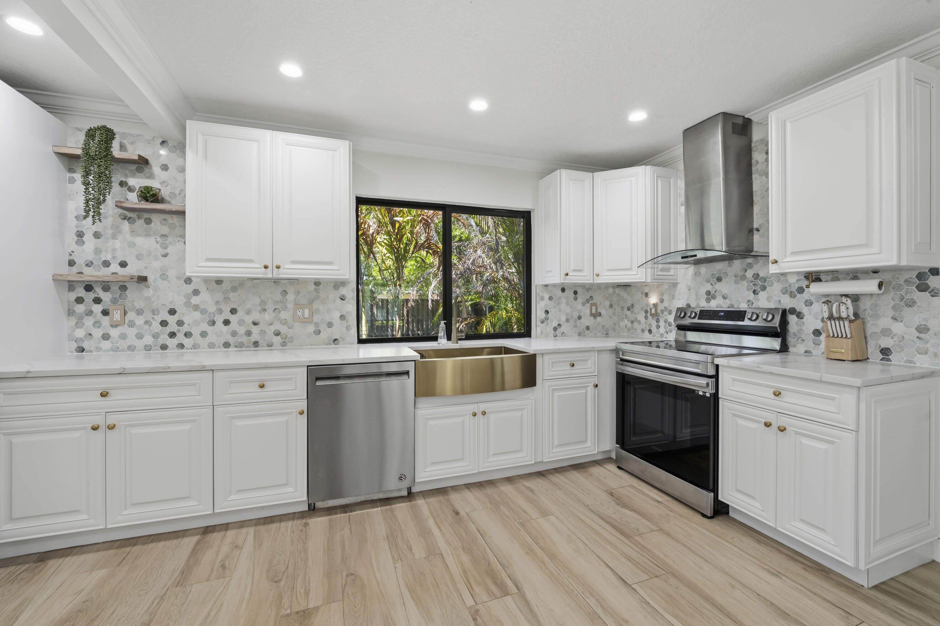 SOUTH PORT ST LUCIE UNIT 4 - Residential