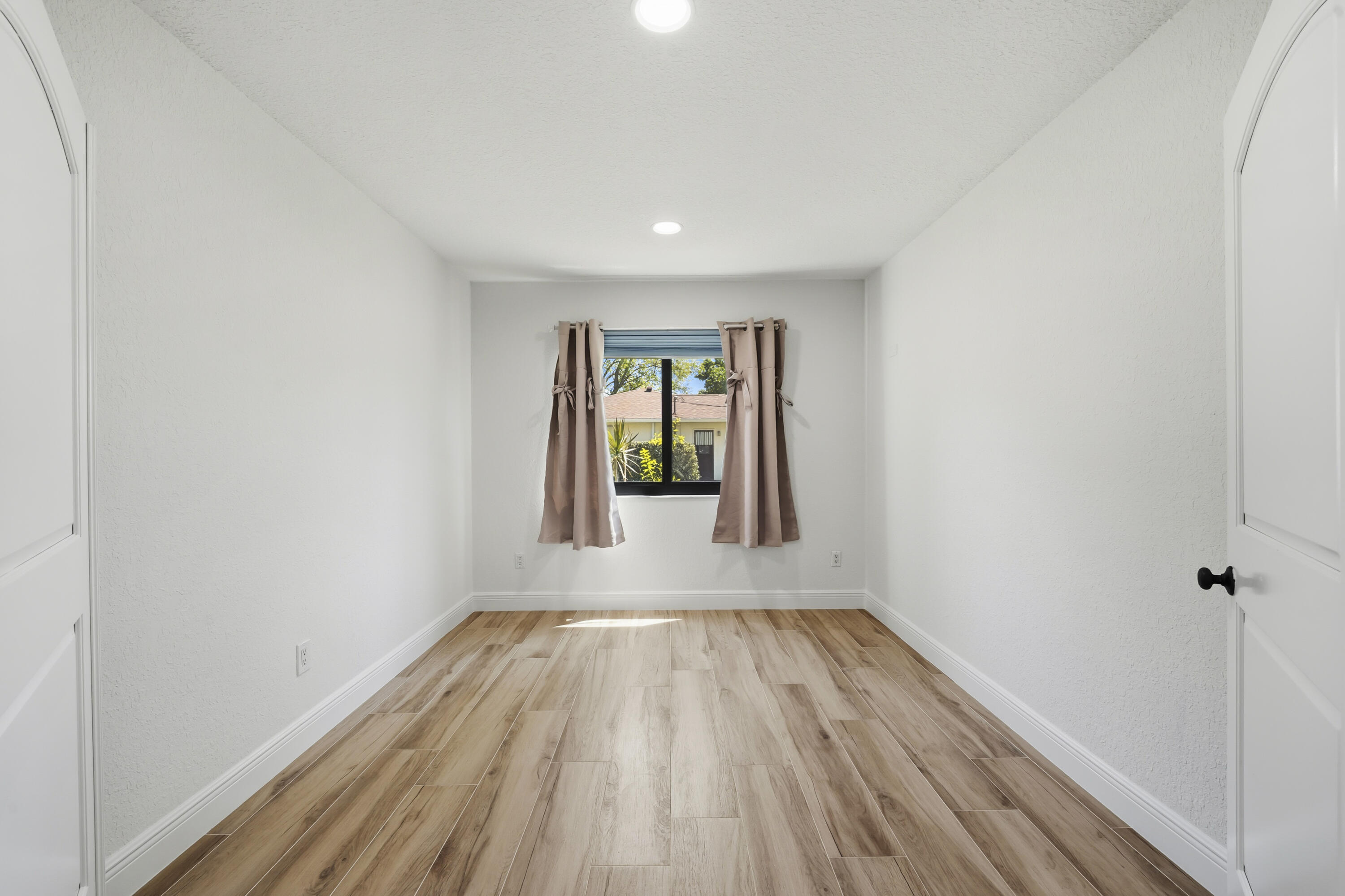 SOUTH PORT ST LUCIE UNIT 4 - Residential