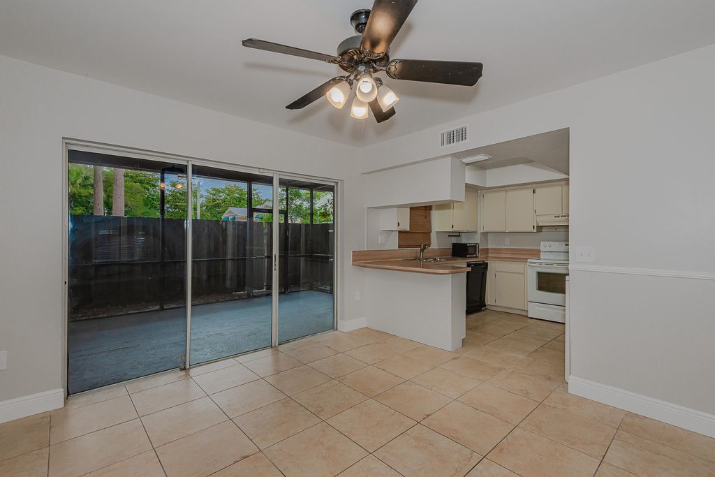 Photo of 5273 SW 123rd Avenue #5273, Cooper City, FL 33330 (MLS # B26017014)