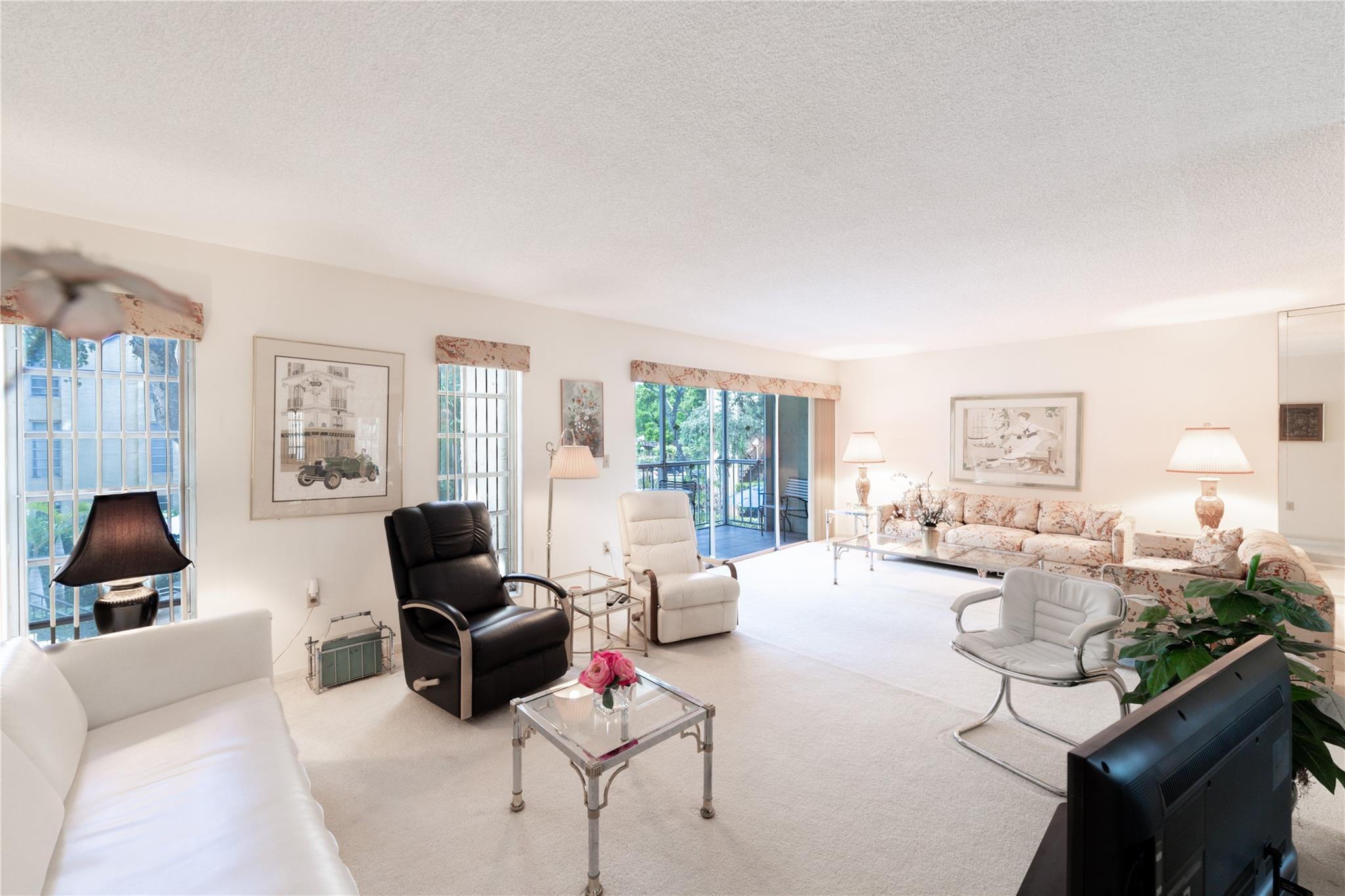 Plantation Condo - Residential