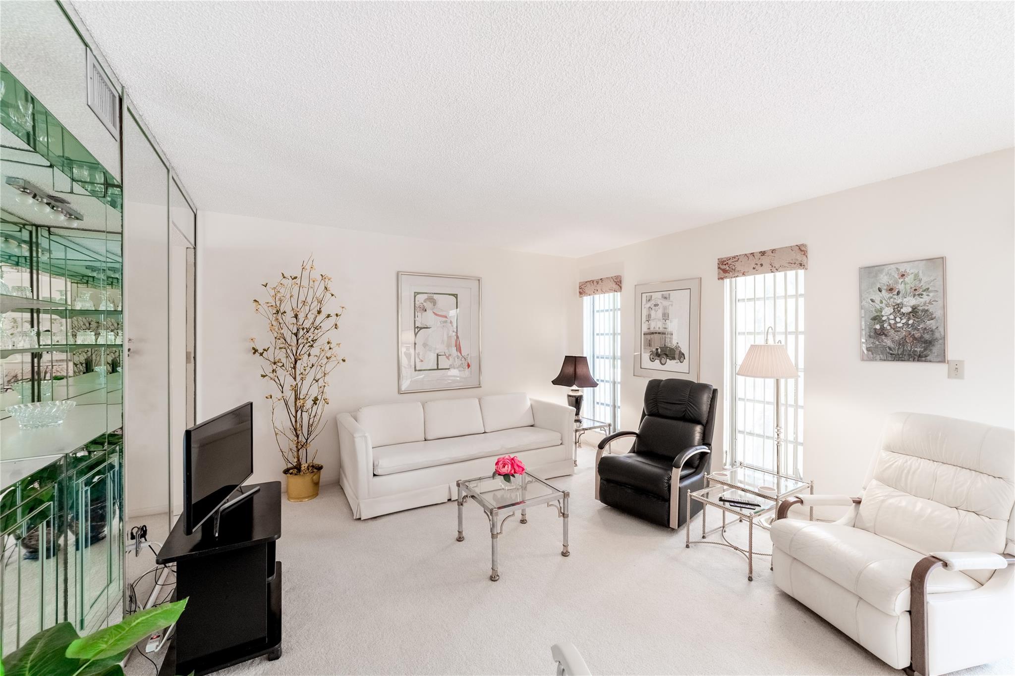 Plantation Condo - Residential