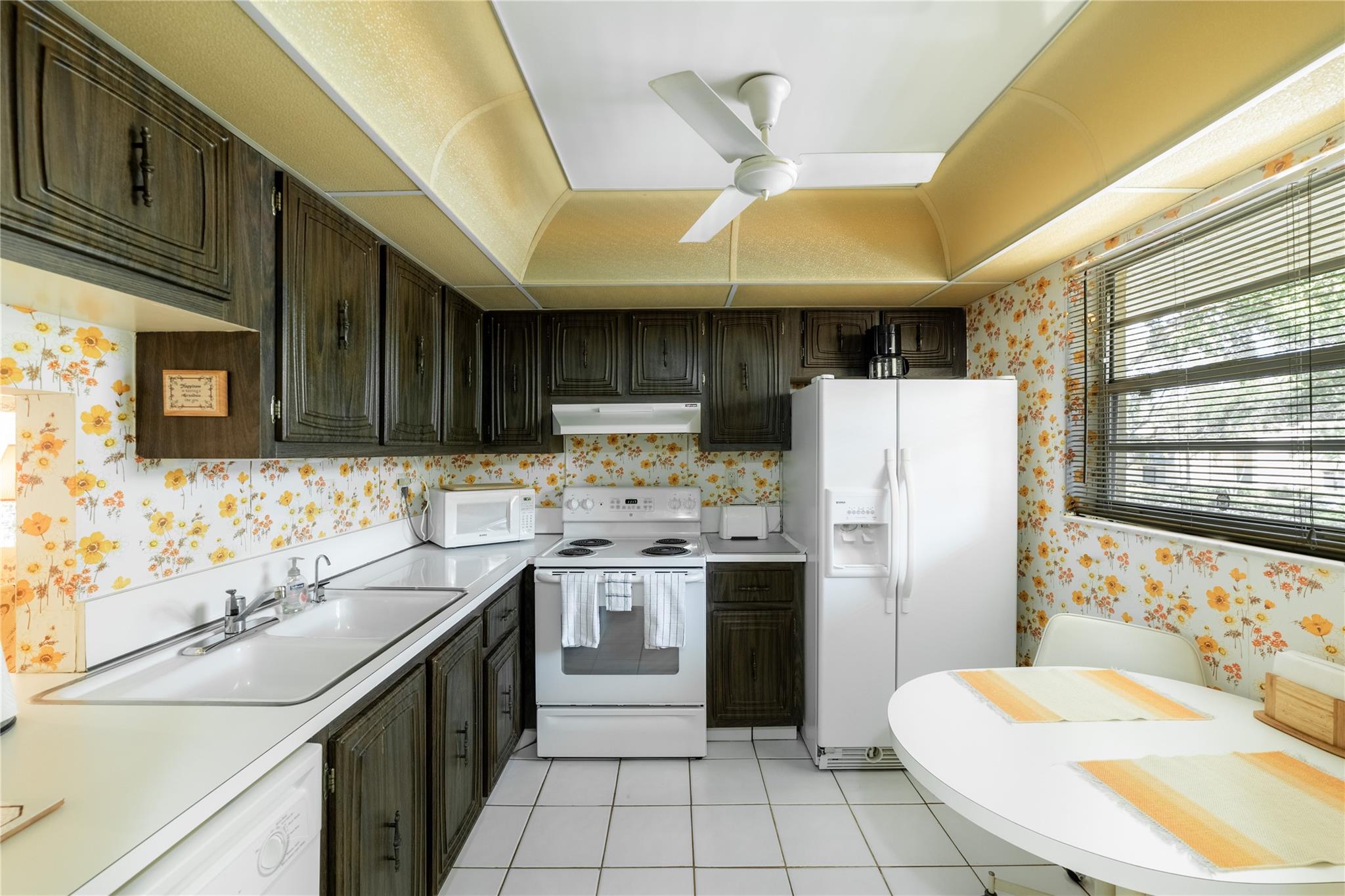 Plantation Condo - Residential