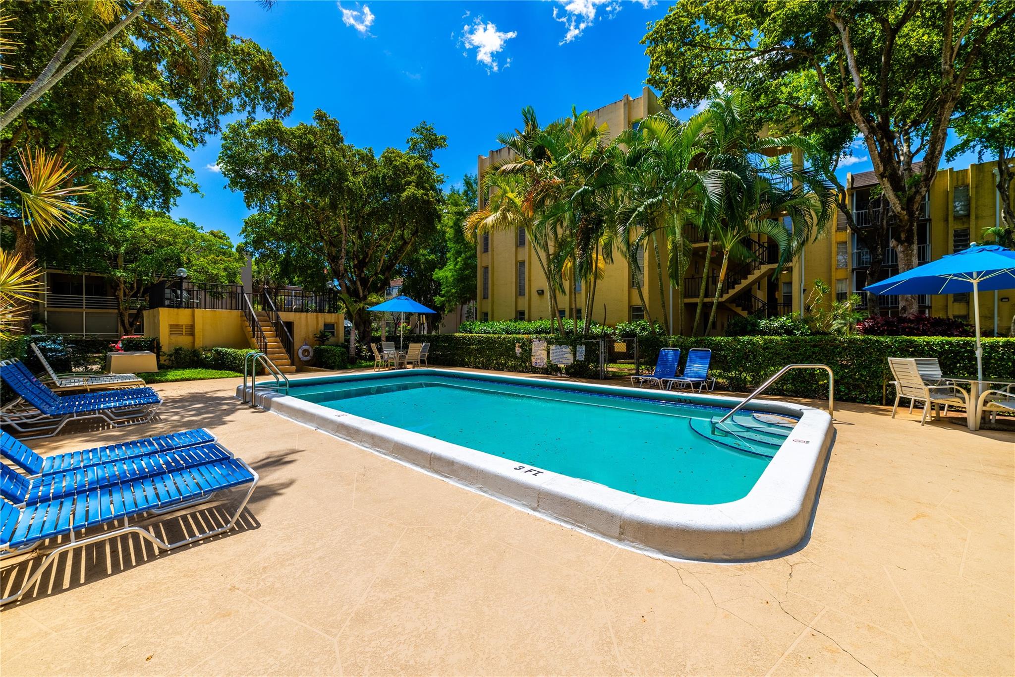 Plantation Condo - Residential