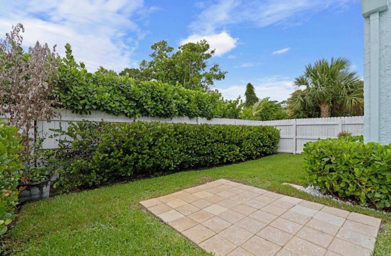 WOODLAND HEIGHTS - Residential Lease