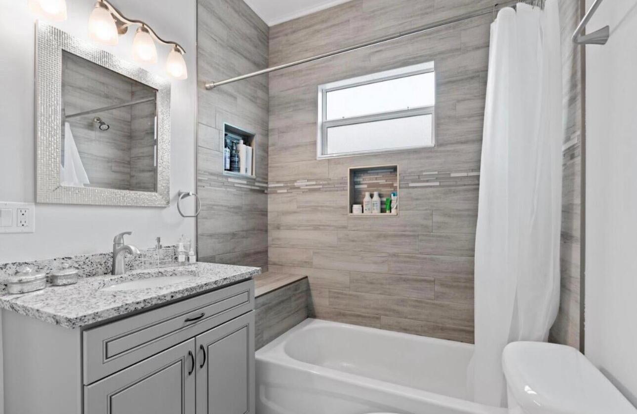 WOODLAND HEIGHTS - Residential Lease