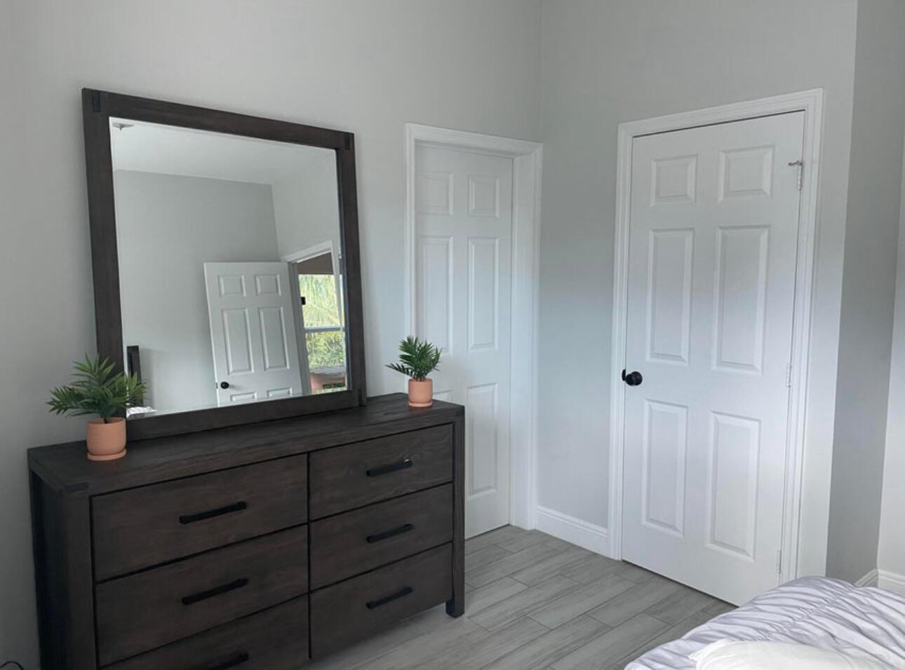 WOODLAND HEIGHTS - Residential Lease