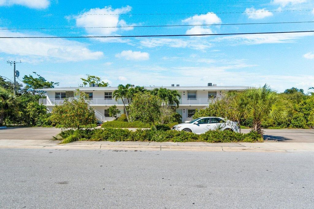 Photo of 500 1st Avenue S #201, Lake Worth Beach, FL 33460 (MLS # R11061766)