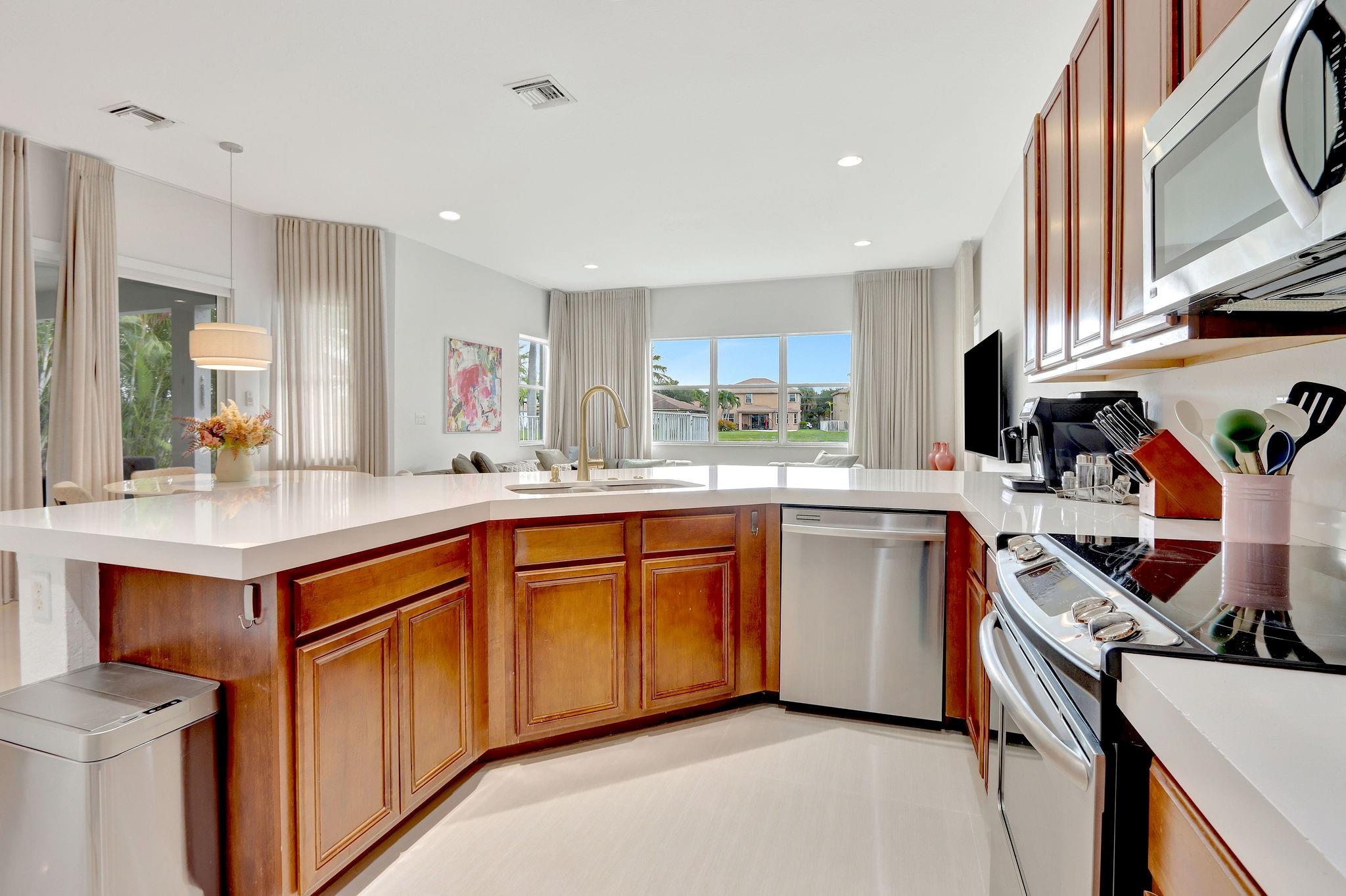 ISLES AT WESTON - Residential