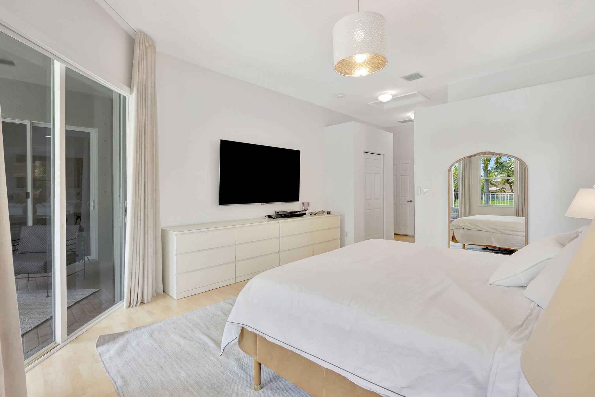ISLES AT WESTON - Residential