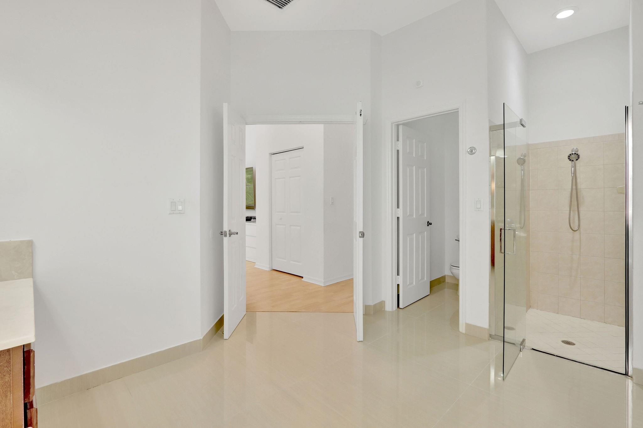 ISLES AT WESTON - Residential