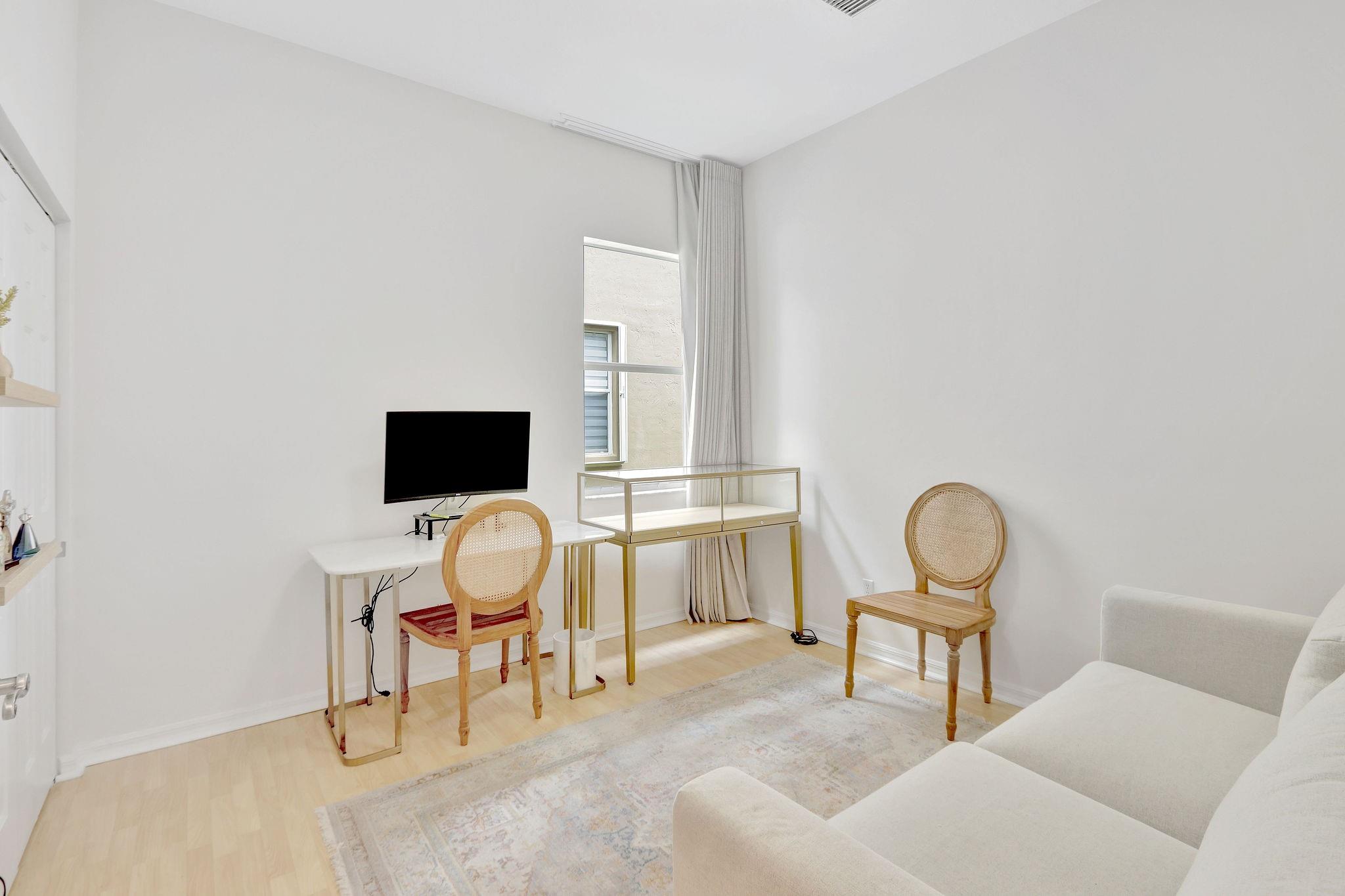 ISLES AT WESTON - Residential