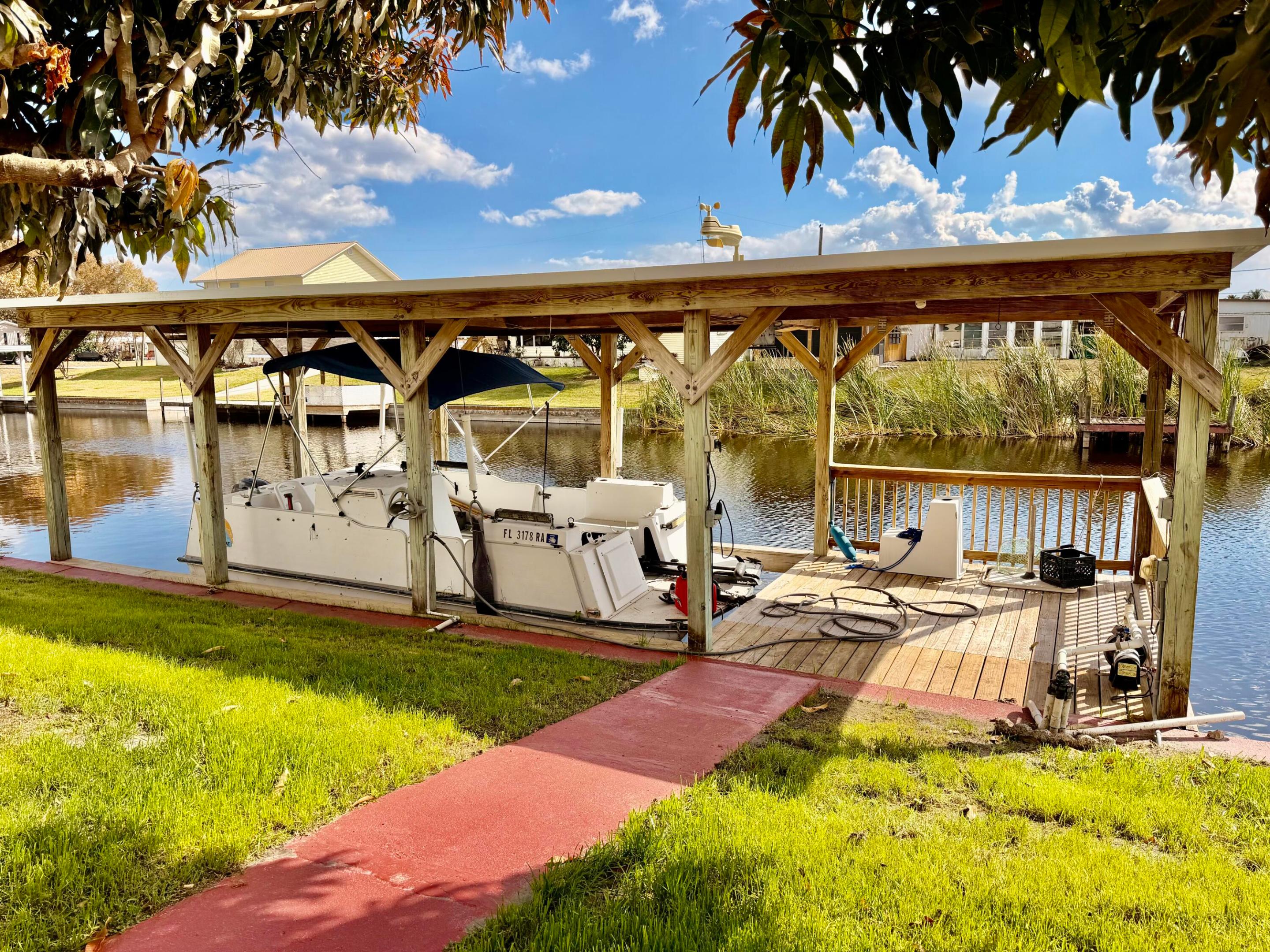 TAYLOR CREEK - Residential