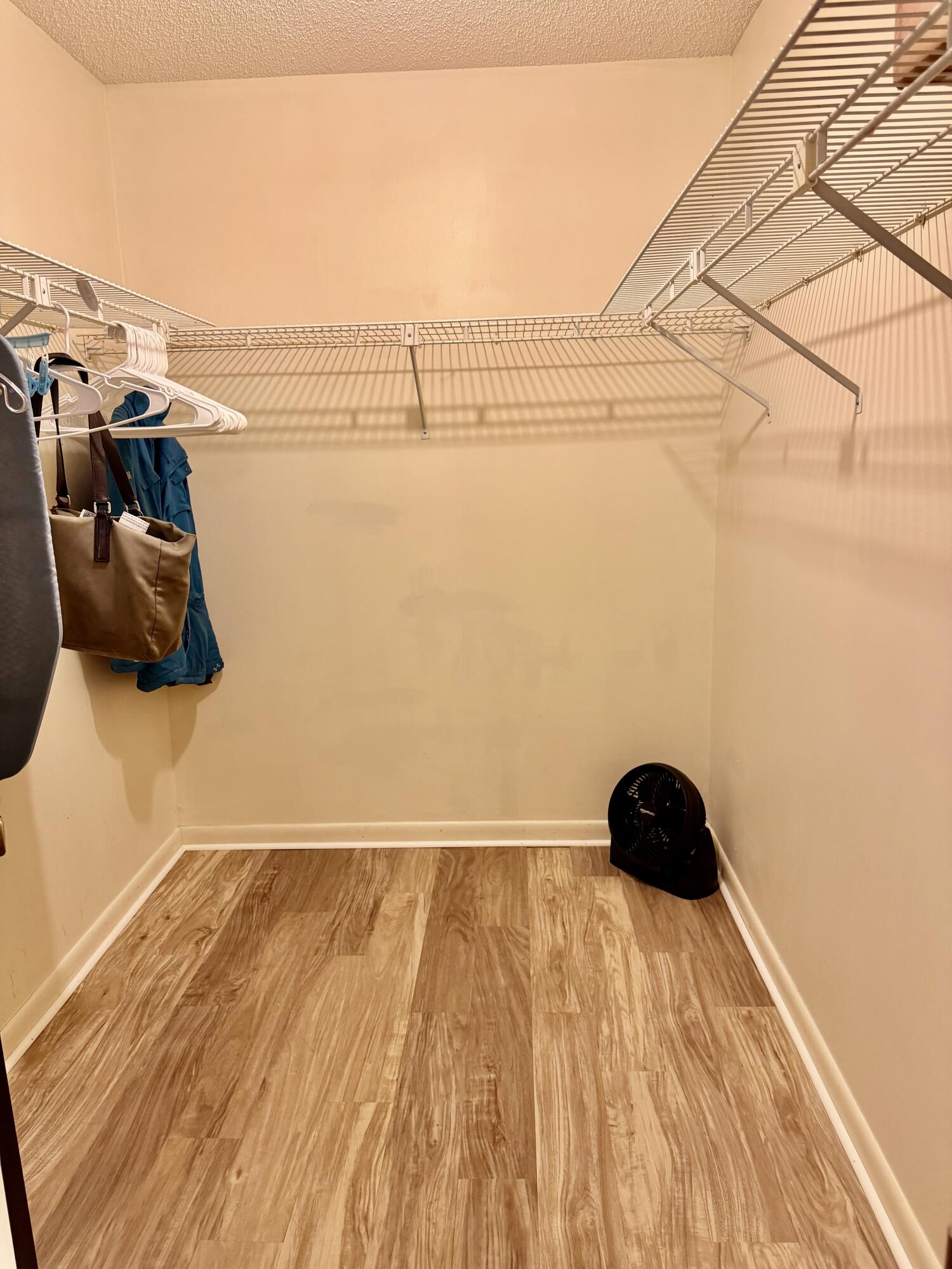 TAYLOR CREEK - Residential