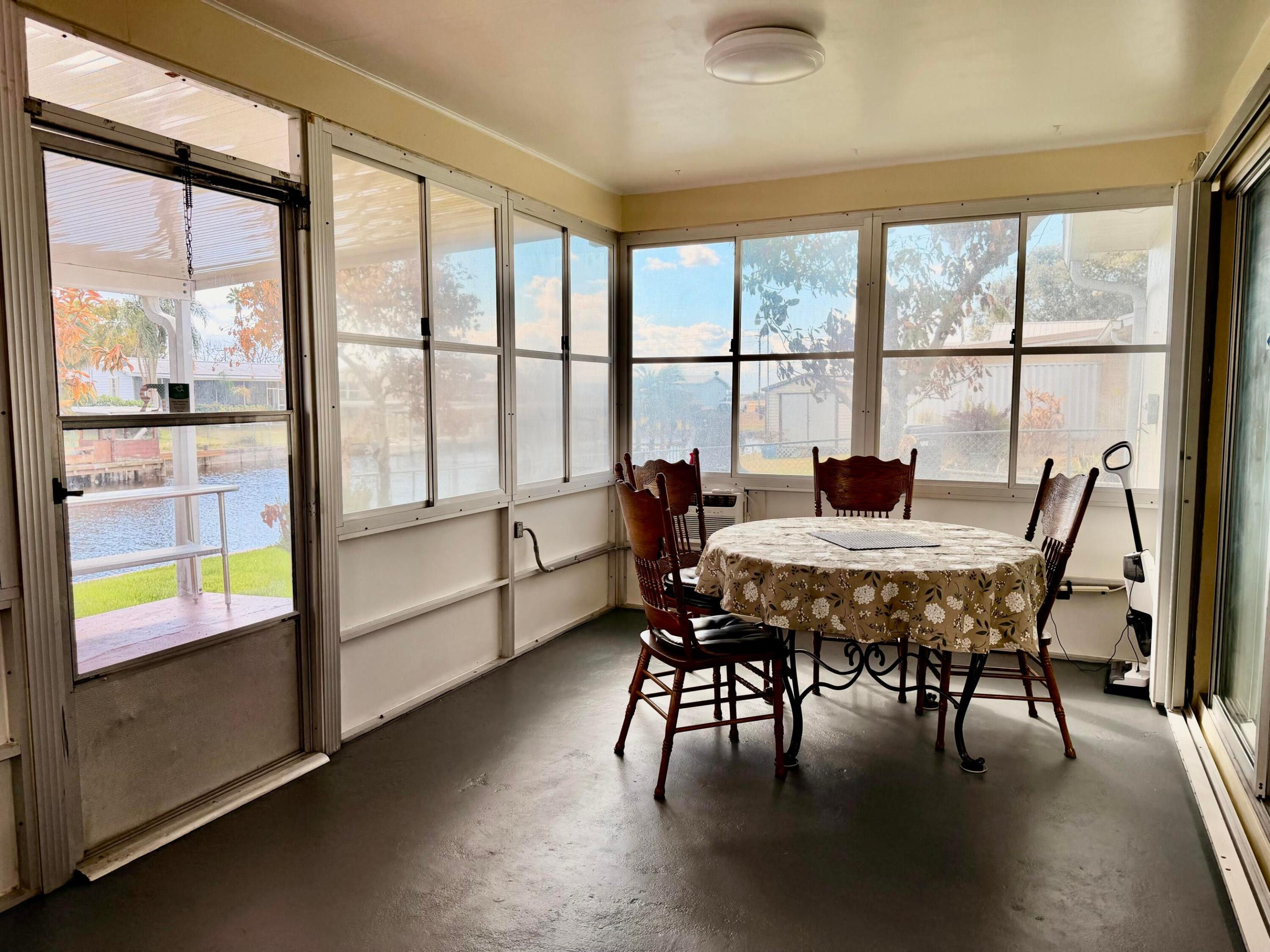 TAYLOR CREEK - Residential