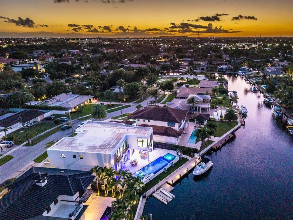 Coral Key Harbor 57-22 B - Residential