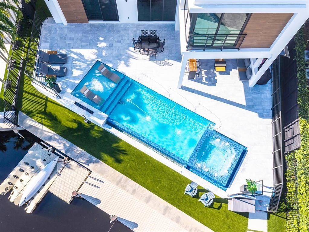 Coral Key Harbor 57-22 B - Residential