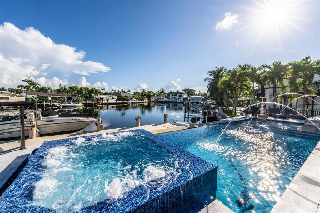 Coral Key Harbor 57-22 B - Residential
