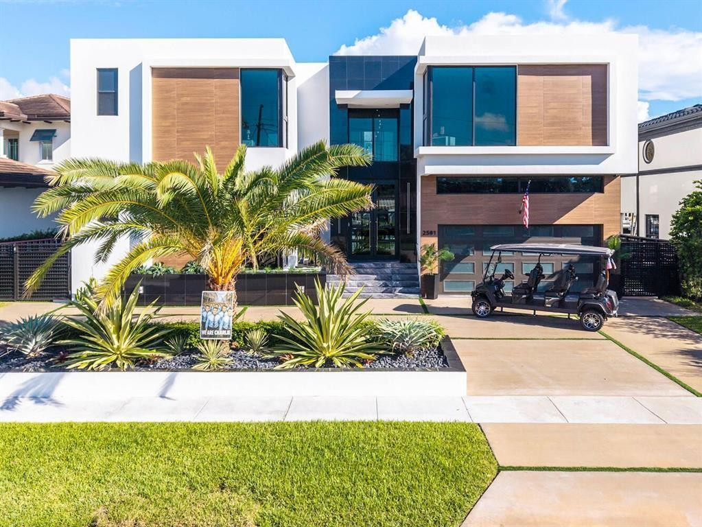 Coral Key Harbor 57-22 B - Residential