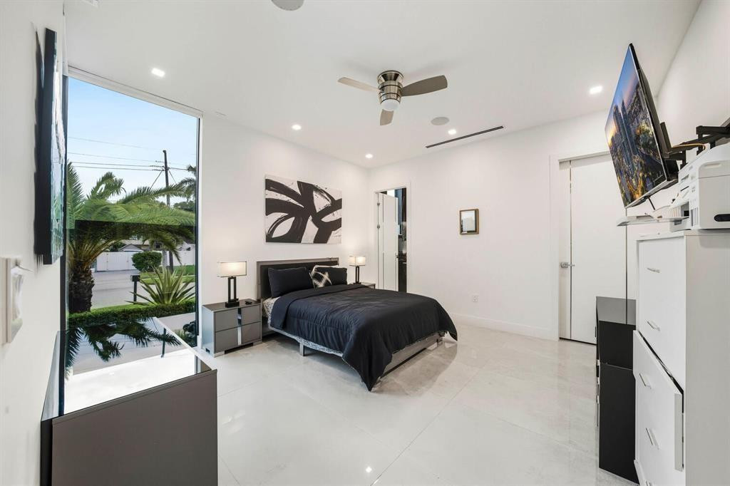 Coral Key Harbor 57-22 B - Residential