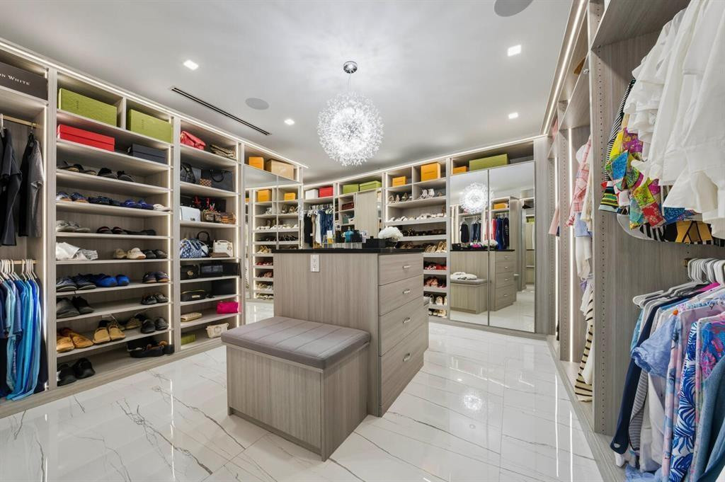 Coral Key Harbor 57-22 B - Residential