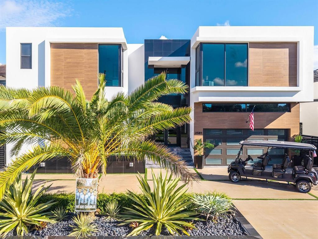 Coral Key Harbor 57-22 B - Residential