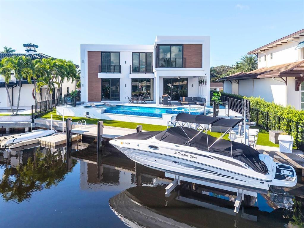 Coral Key Harbor 57-22 B - Residential