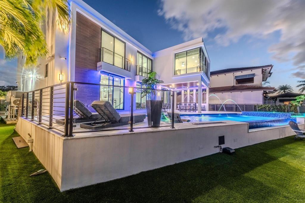 Coral Key Harbor 57-22 B - Residential