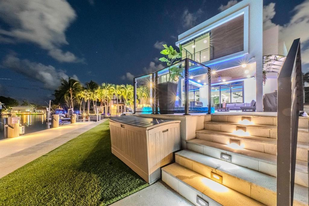 Coral Key Harbor 57-22 B - Residential