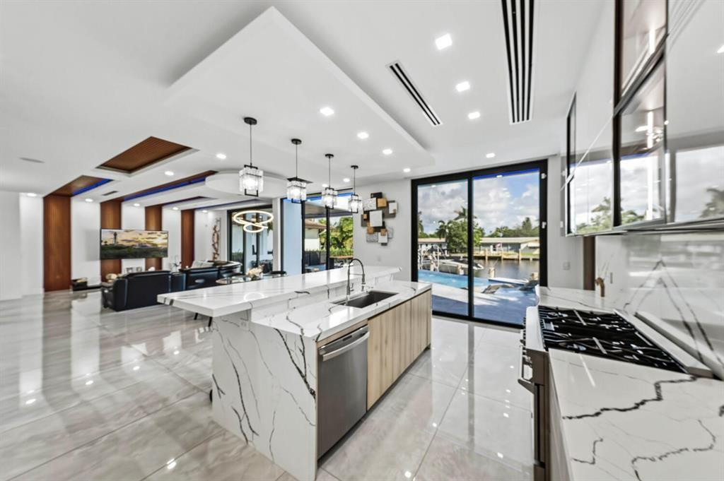 Coral Key Harbor 57-22 B - Residential