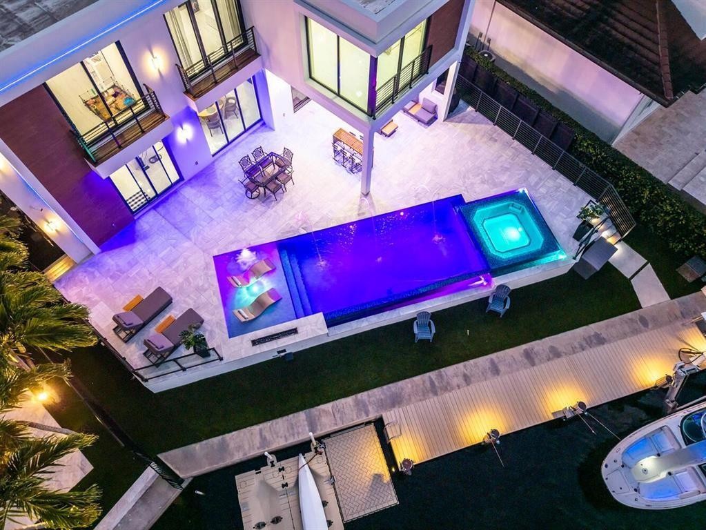 Coral Key Harbor 57-22 B - Residential