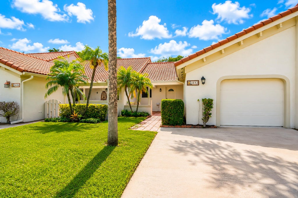 Photo of 21642 Guadalajara Avenue, Boca Raton, FL 33433 (MLS # B26046356)