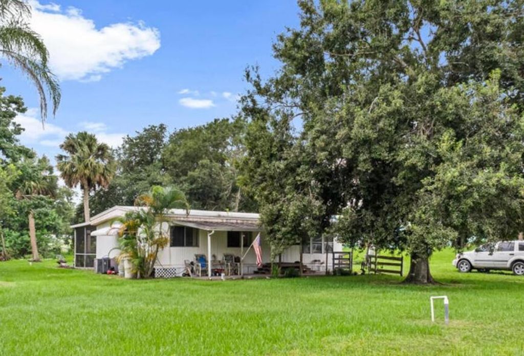 Photo of 7472 SW 40th Ter, Palm City, FL 34990 (MLS # R11035518)