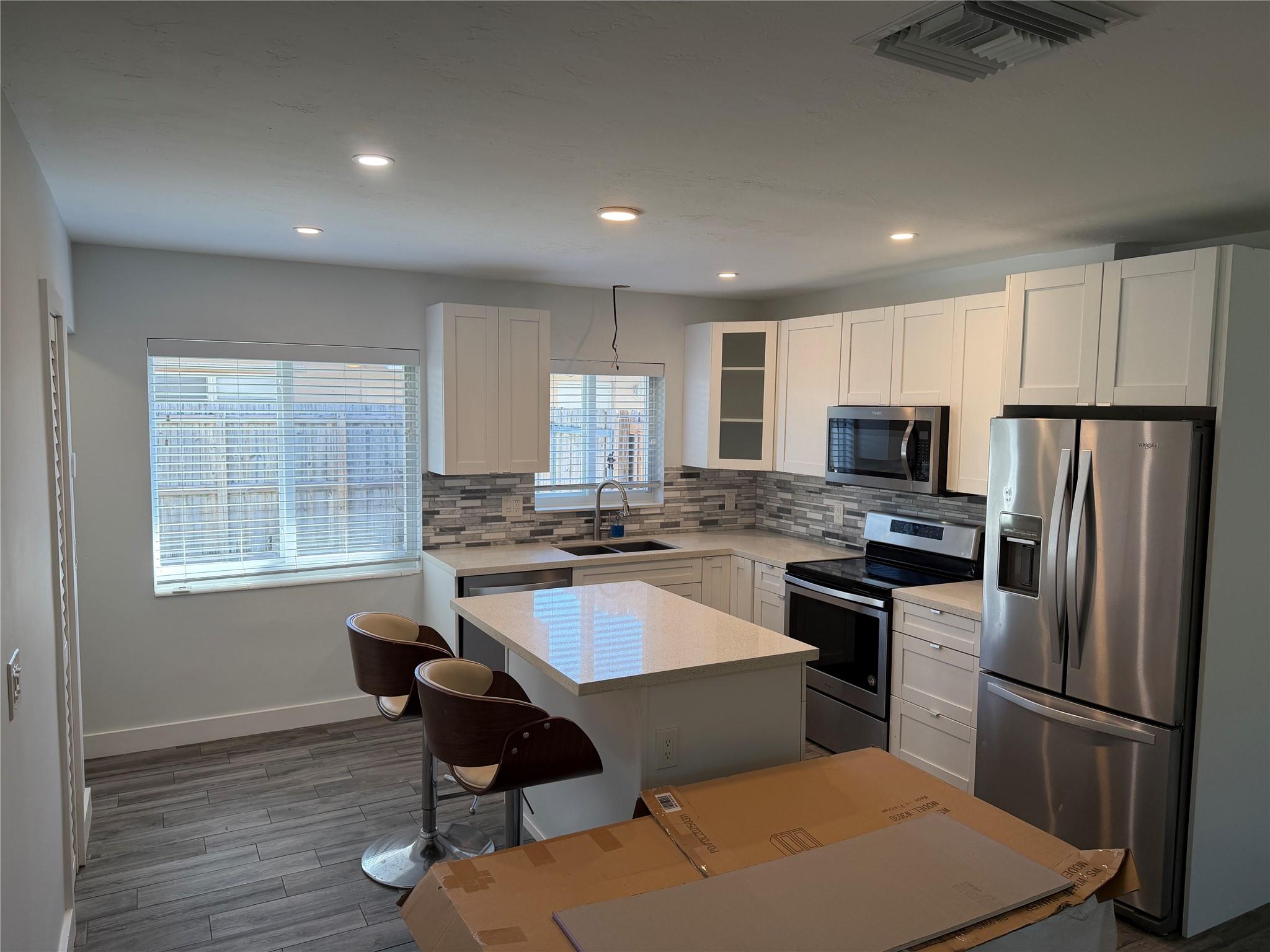 Oakland Park Second Add 1 - Residential Lease