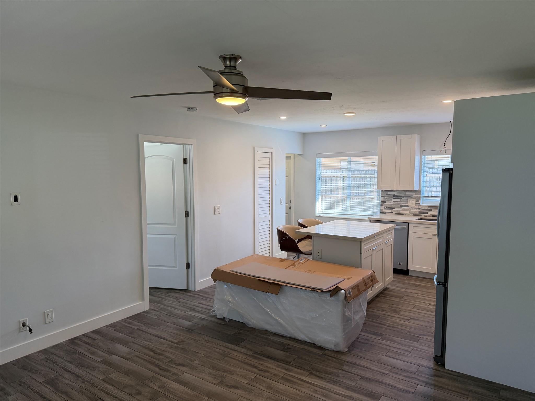 Oakland Park Second Add 1 - Residential Lease