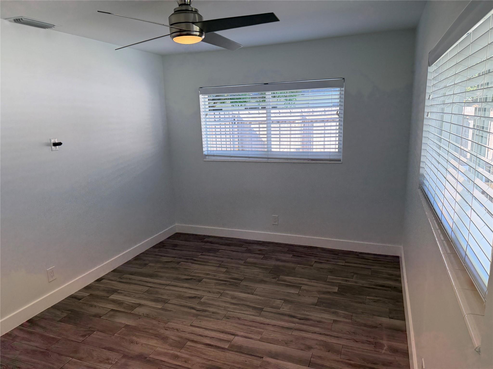 Oakland Park Second Add 1 - Residential Lease